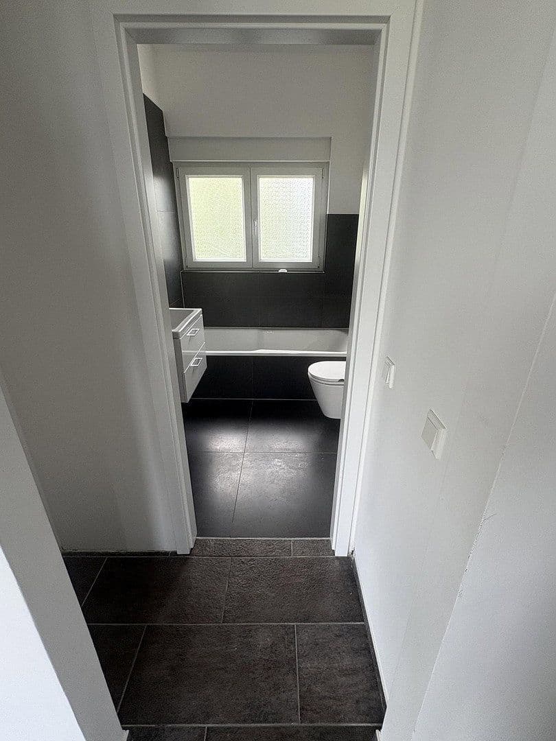 4 bedroom flat for sale, 125 m², Sternenberg 46, Wuppertal, North Rhine-Westphalia 4 bedroom flat for sale, 125 m², Sternenberg 46, Wuppertal, North Rhine-Westphalia