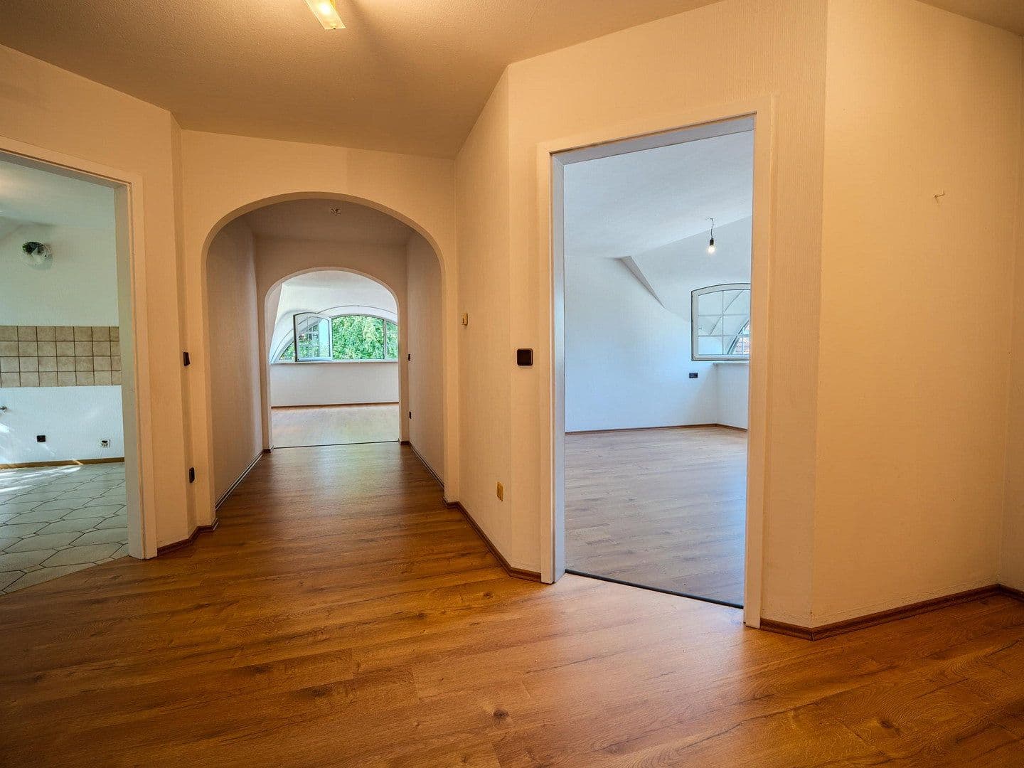 3 bedroom flat to rent, 120 m², Fürth, Bavaria 3 bedroom flat to rent, 120 m², Fürth, Bavaria