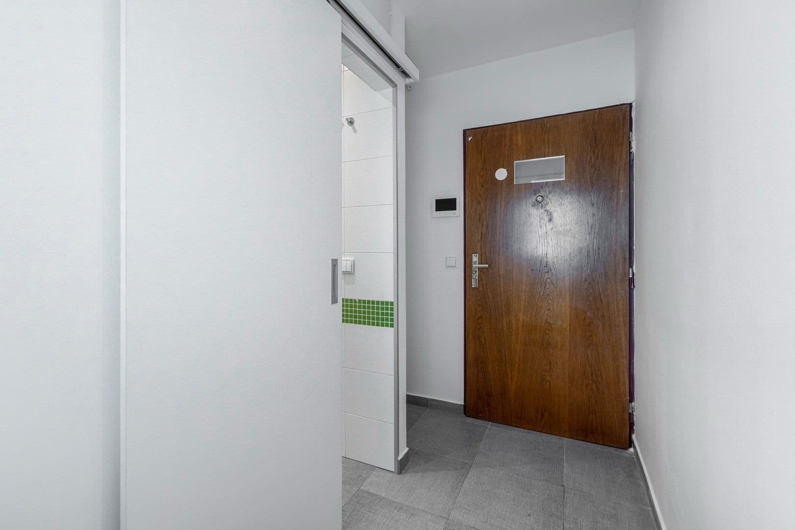 Studio flat to rent, 29 m², Dělnická, Prague, Prague Studio flat to rent, 29 m², Dělnická, Prague, Prague