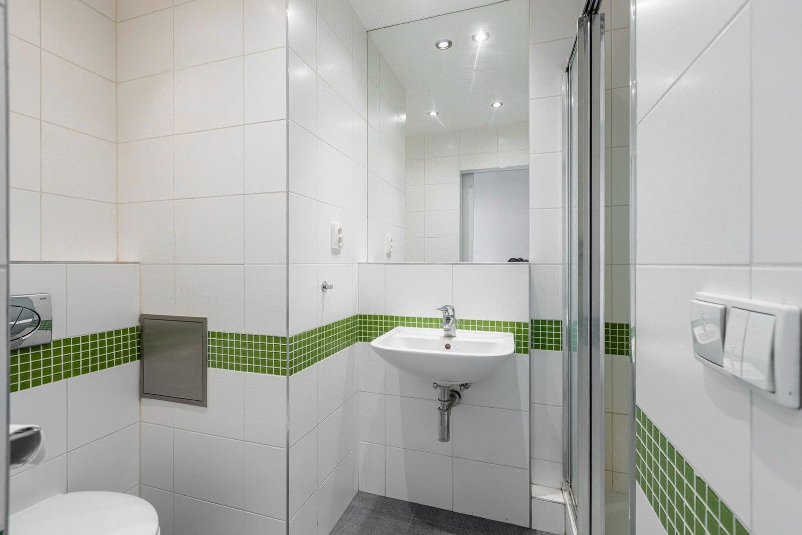 Studio flat to rent, 29 m², Dělnická, Prague, Prague Studio flat to rent, 29 m², Dělnická, Prague, Prague