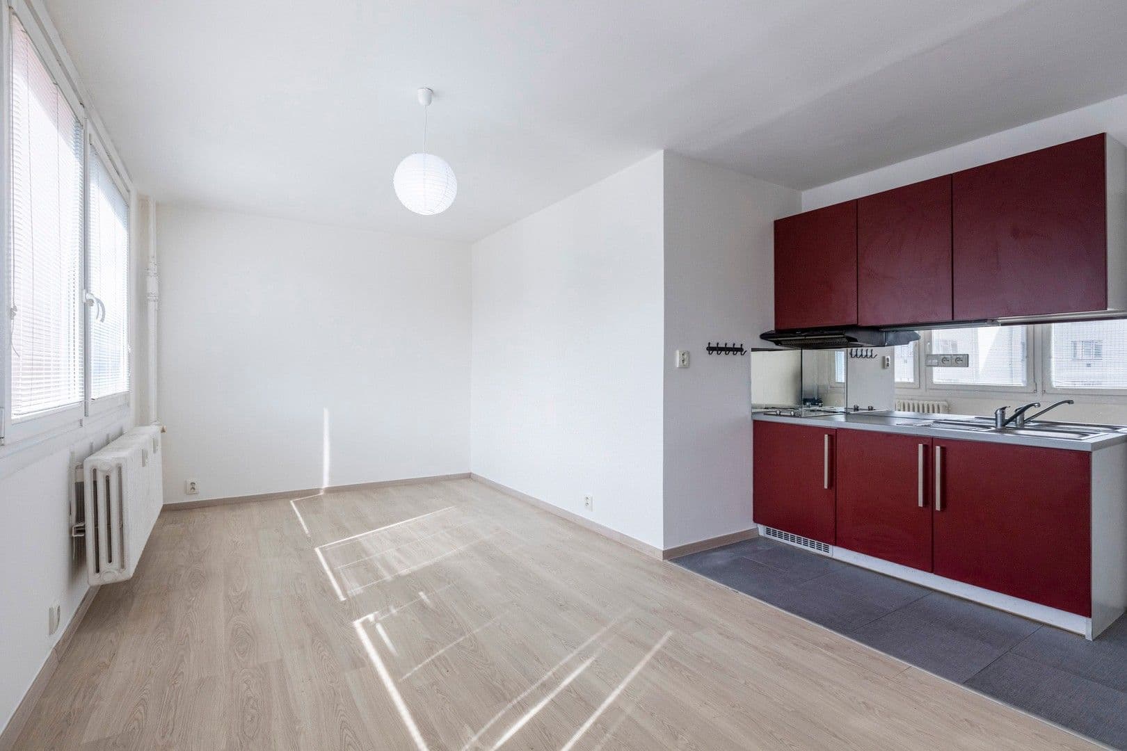 Studio flat to rent, 29 m², Dělnická, Prague, Prague Studio flat to rent, 29 m², Dělnická, Prague, Prague
