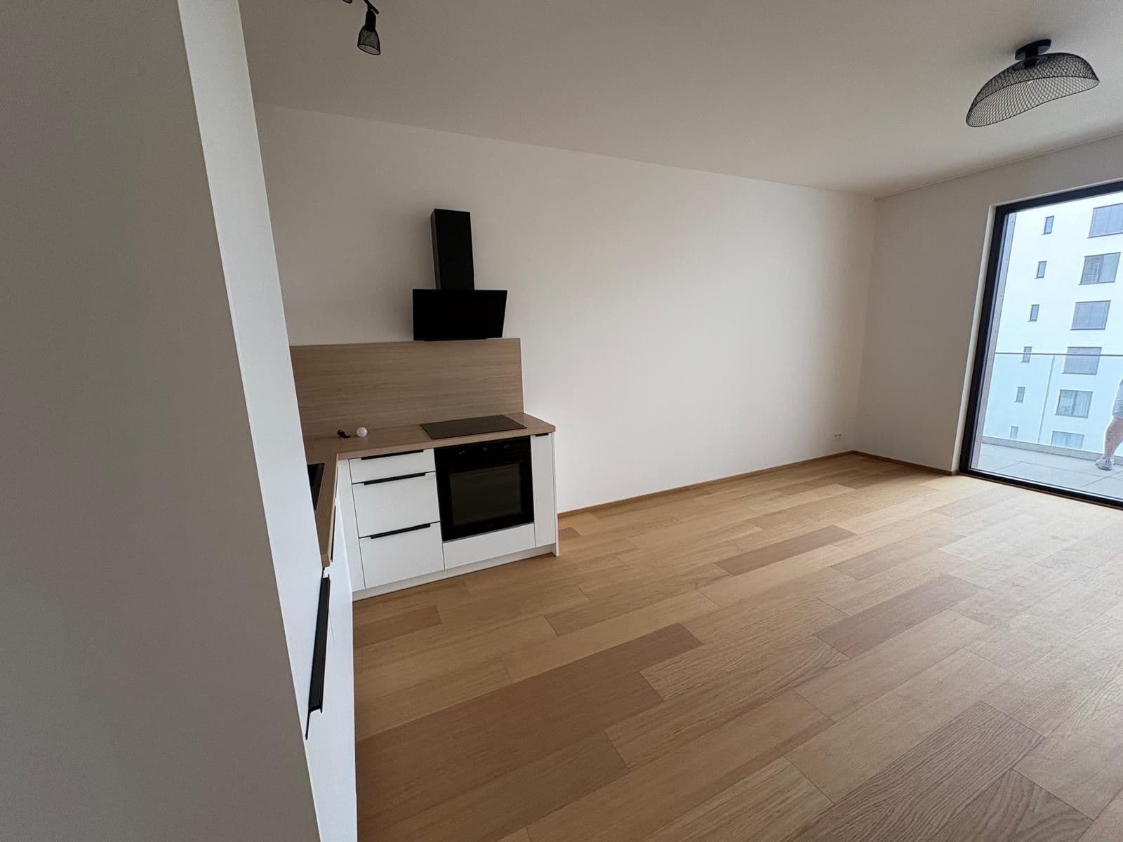 Studio flat to rent, 40 m², V Třešňovce, Prague, Prague Studio flat to rent, 40 m², V Třešňovce, Prague, Prague