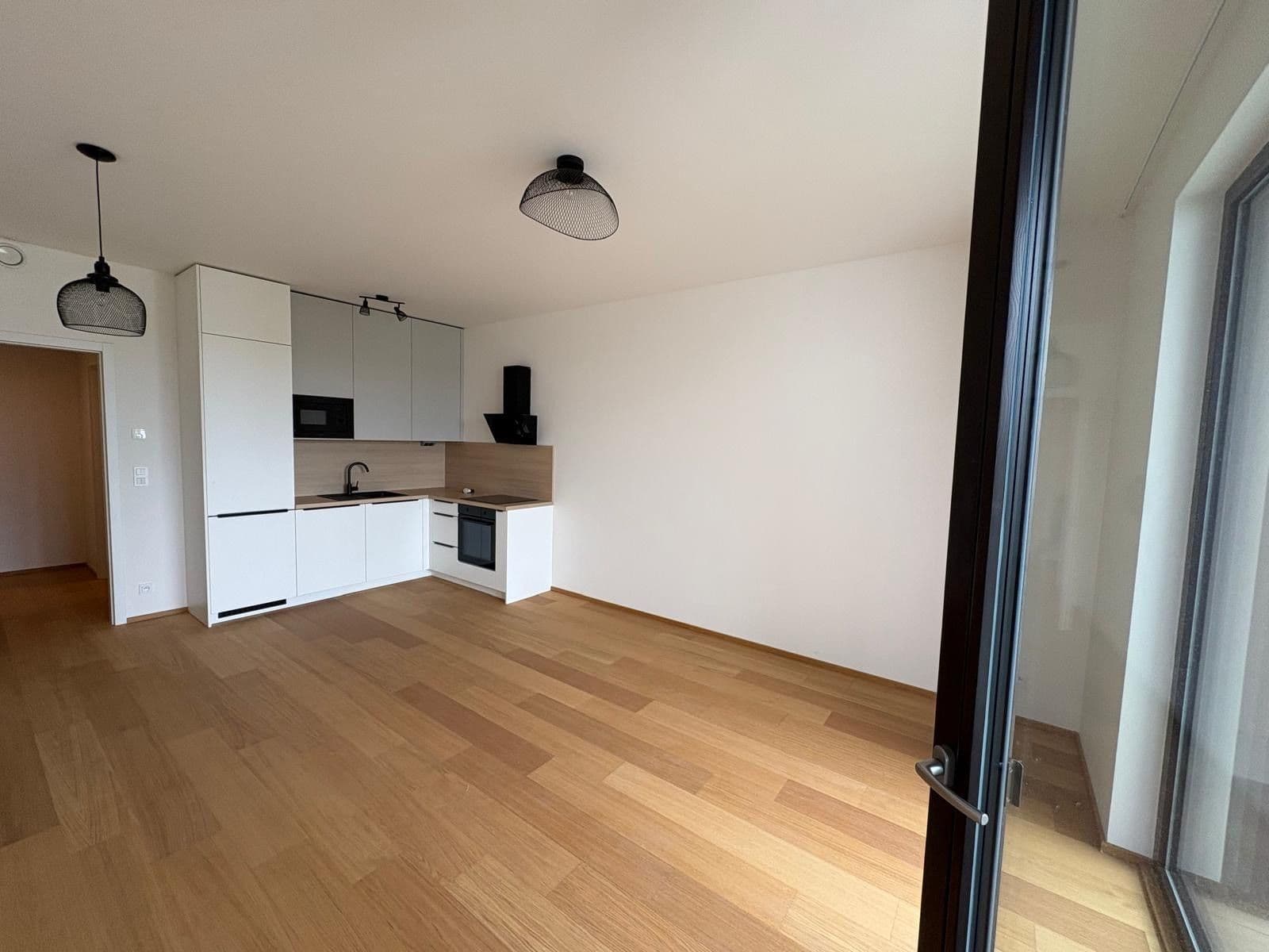 Studio flat to rent, 40 m², V Třešňovce, Prague, Prague Studio flat to rent, 40 m², V Třešňovce, Prague, Prague