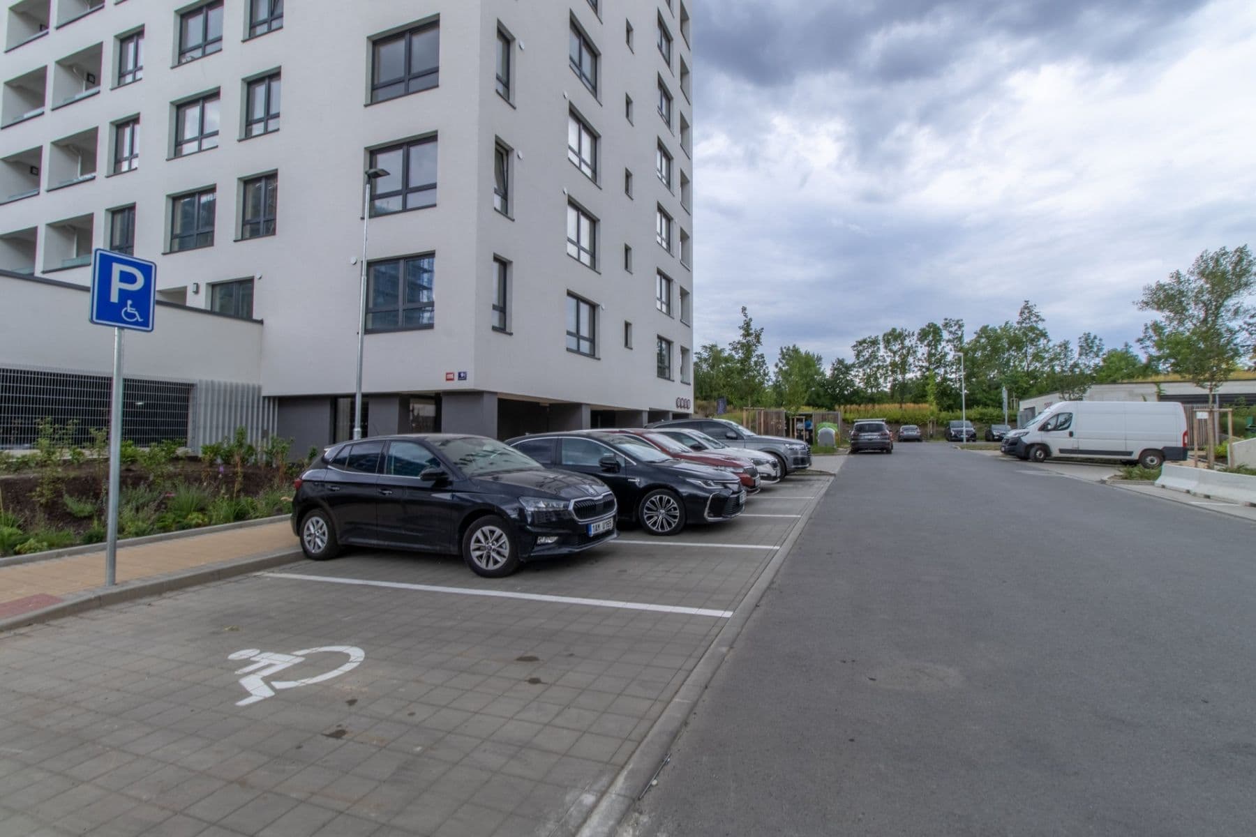 1 bedroom with open-plan kitchen flat to rent, 45 m², Pod Harfou, Prague, Prague 1 bedroom with open-plan kitchen flat to rent, 45 m², Pod Harfou, Prague, Prague