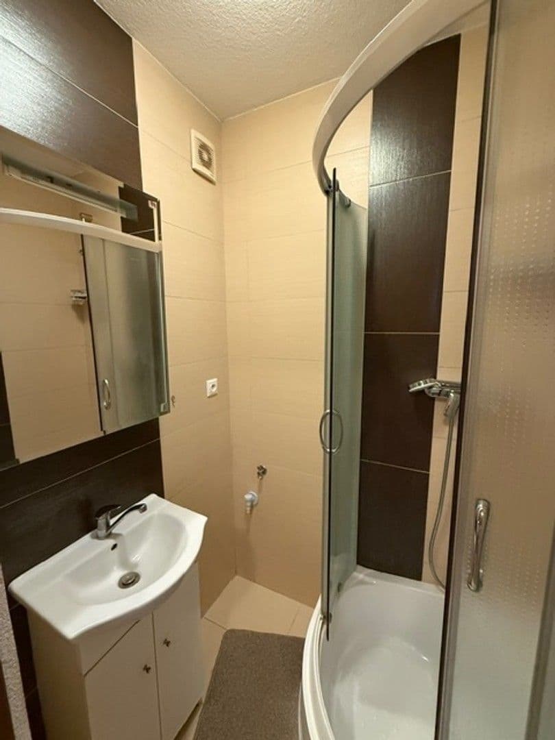 3 bedroom flat to rent, 64 m², Račianska, Nové Mesto, Bratislavský Region 3 bedroom flat to rent, 64 m², Račianska, Nové Mesto, Bratislavský Region