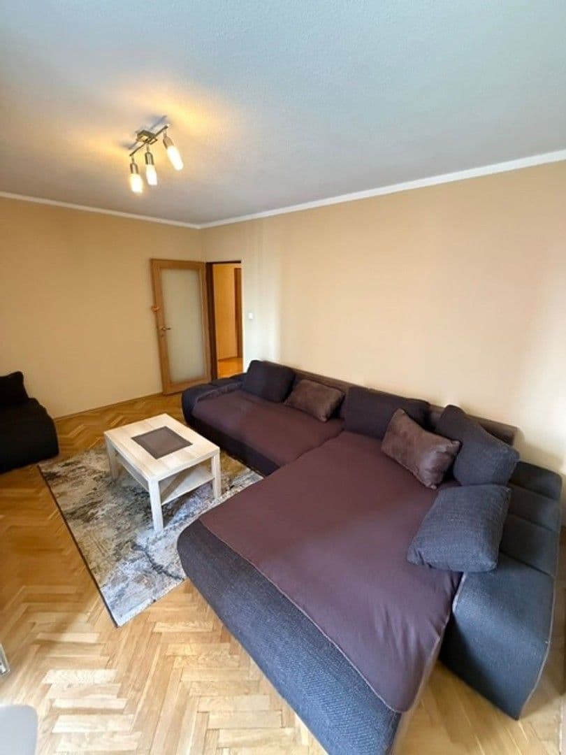 3 bedroom flat to rent, 64 m², Račianska, Nové Mesto, Bratislavský Region 3 bedroom flat to rent, 64 m², Račianska, Nové Mesto, Bratislavský Region