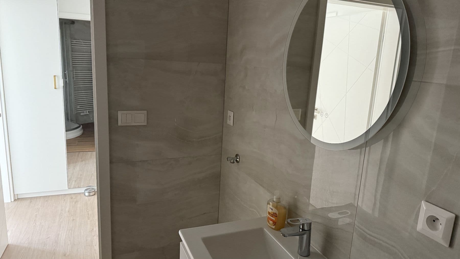 Studio flat to rent, 33 m², Faměrovo náměstí, Brno, Jihomoravský Region Studio flat to rent, 33 m², Faměrovo náměstí, Brno, Jihomoravský Region