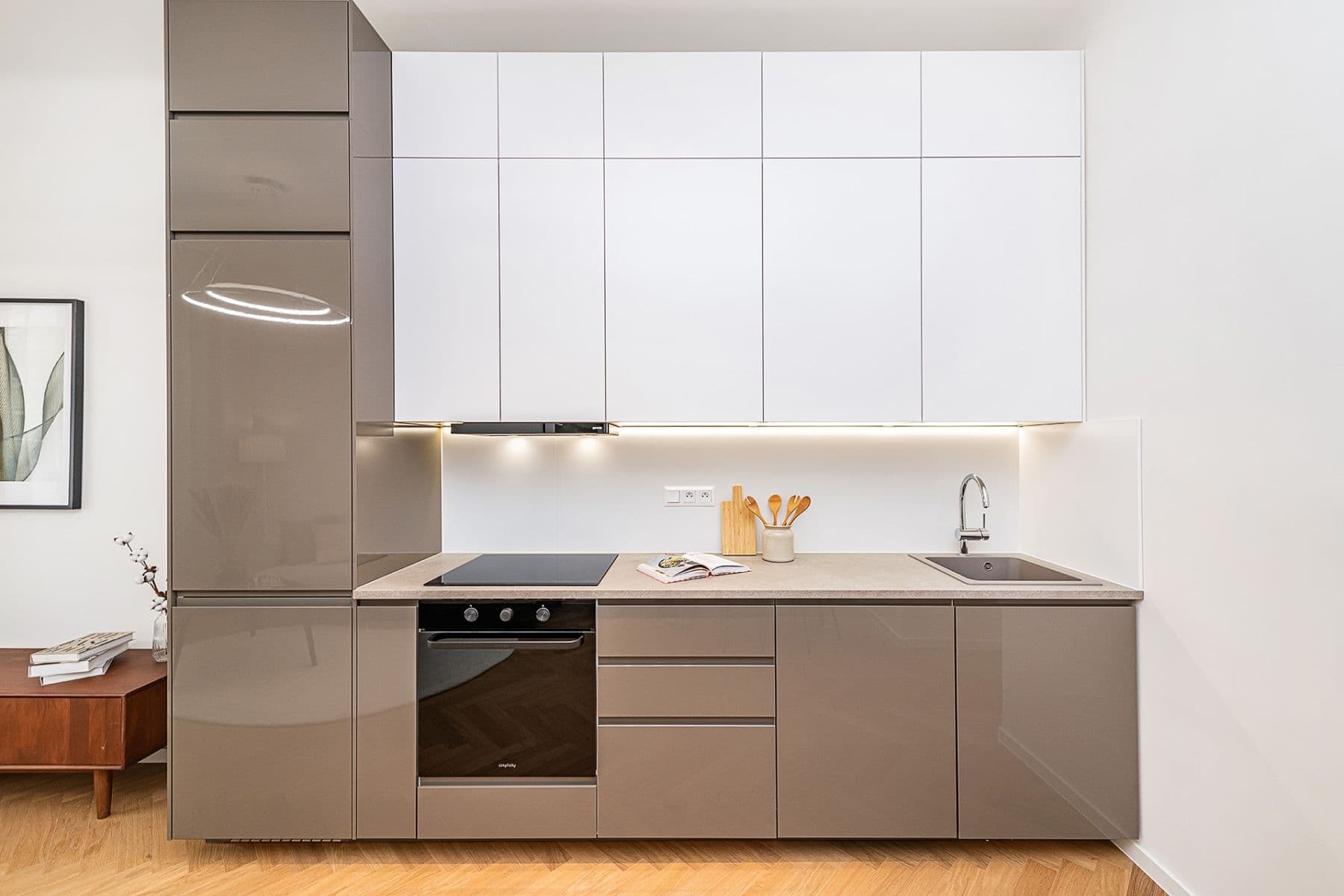 1 bedroom with open-plan kitchen flat for sale, 51 m², Dělnická, Prague, Prague 1 bedroom with open-plan kitchen flat for sale, 51 m², Dělnická, Prague, Prague