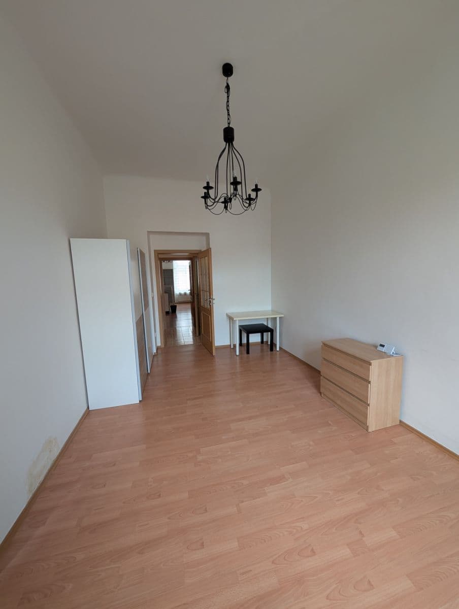 1 bedroom with open-plan kitchen flat to rent, 50 m², Wenzigova, Prague, Prague 1 bedroom with open-plan kitchen flat to rent, 50 m², Wenzigova, Prague, Prague
