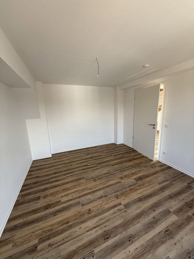 4 bedroom flat to rent, 147 m², Franz-Mehring-Straße 13 a-c, Schwerin, Mecklenburg-Vorpommern 4 bedroom flat to rent, 147 m², Franz-Mehring-Straße 13 a-c, Schwerin, Mecklenburg-Vorpommern