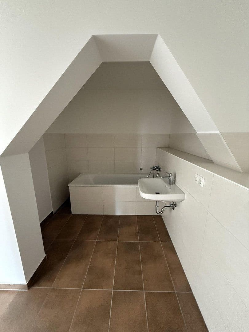 4 bedroom flat to rent, 147 m², Franz-Mehring-Straße 13 a-c, Schwerin, Mecklenburg-Vorpommern 4 bedroom flat to rent, 147 m², Franz-Mehring-Straße 13 a-c, Schwerin, Mecklenburg-Vorpommern