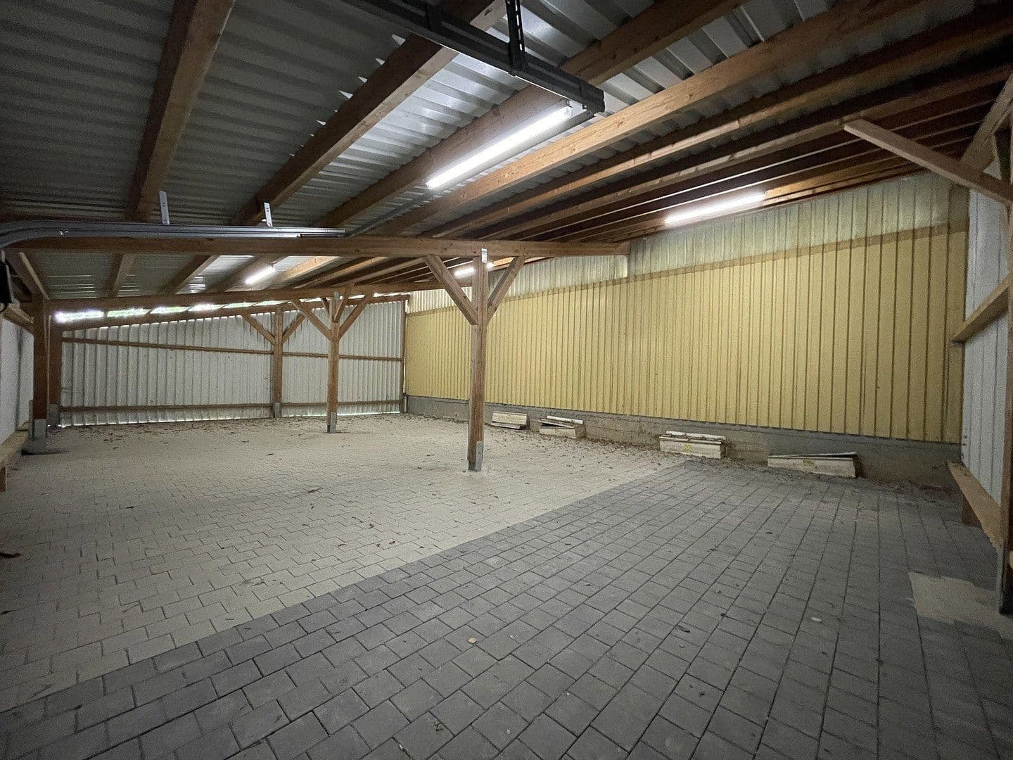 non-residential property to rent, 187 m², Im Gewerbepark 1, Hunderdorf, Bavaria non-residential property to rent, 187 m², Im Gewerbepark 1, Hunderdorf, Bavaria