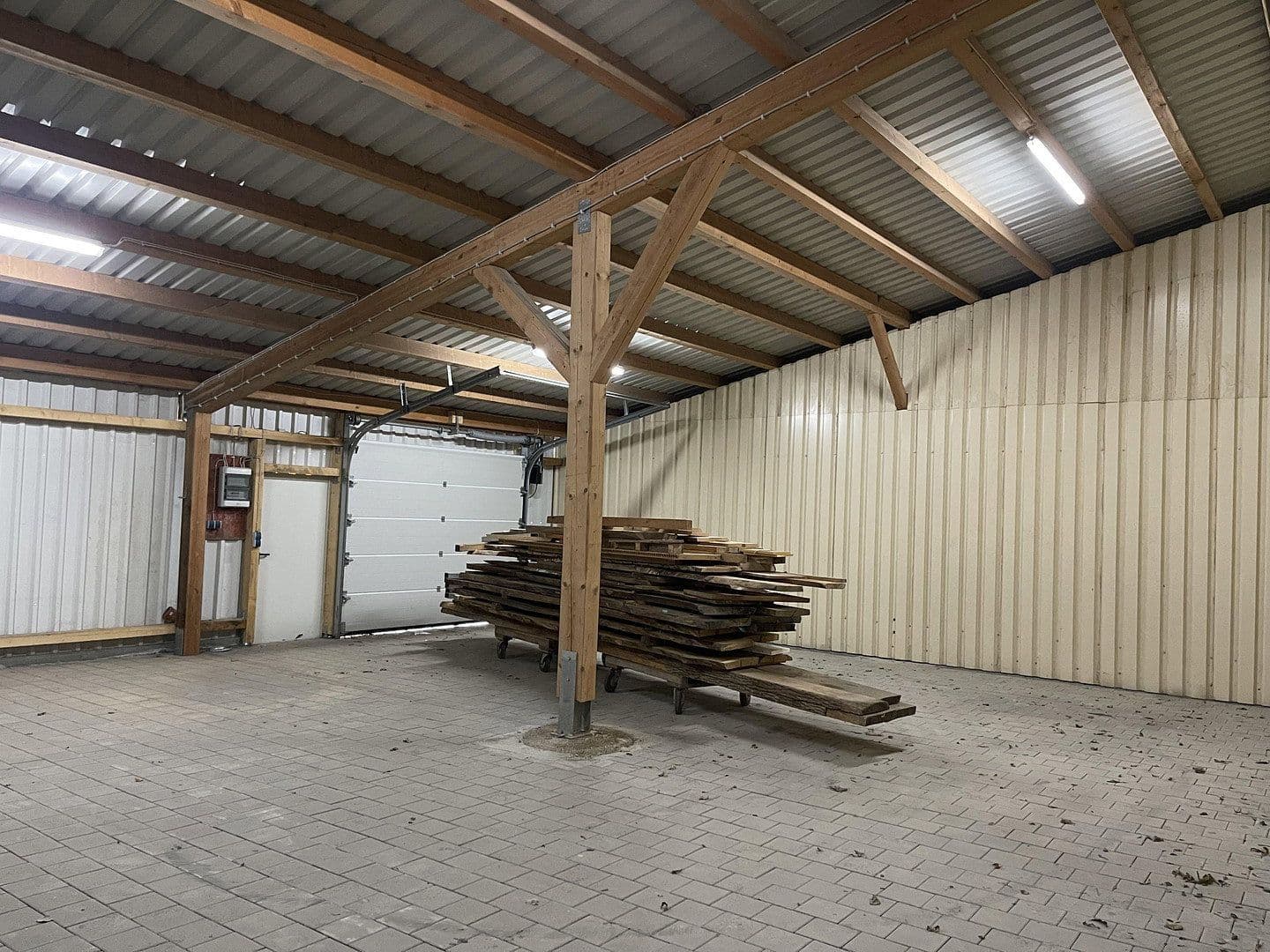 non-residential property to rent, 132 m², Im Gewerbepark 1, Hunderdorf, Bavaria non-residential property to rent, 132 m², Im Gewerbepark 1, Hunderdorf, Bavaria