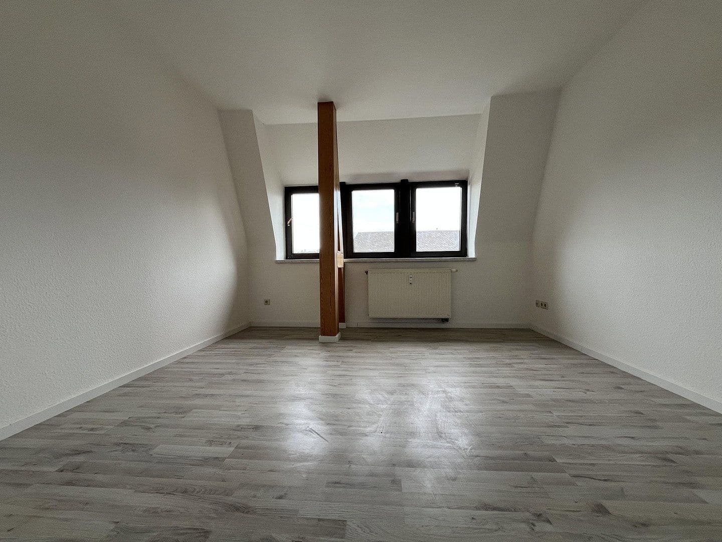 3 bedroom flat to rent, 79 m², Thomas-Mann-Straße 13, Zwickau, Saxony 3 bedroom flat to rent, 79 m², Thomas-Mann-Straße 13, Zwickau, Saxony