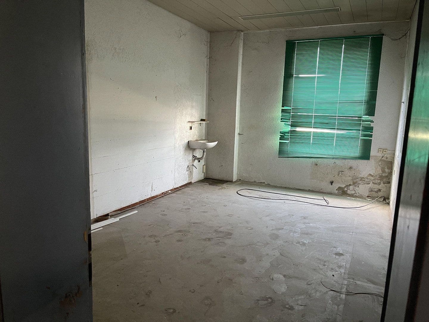 non-residential property to rent, 1,995 m², Im Gewerbepark 1, Hunderdorf, Bavaria non-residential property to rent, 1,995 m², Im Gewerbepark 1, Hunderdorf, Bavaria