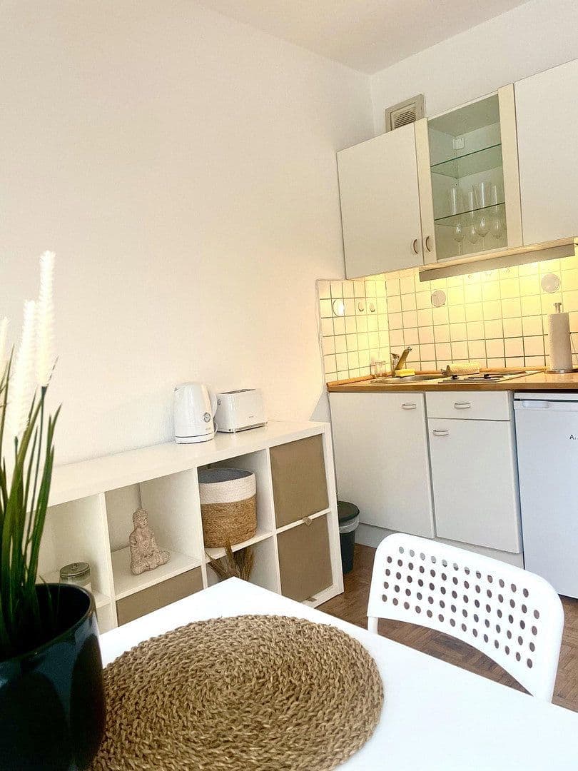 1 bedroom flat to rent, 22 m², Mauritiussteinweg X, Köln, North Rhine-Westphalia 1 bedroom flat to rent, 22 m², Mauritiussteinweg X, Köln, North Rhine-Westphalia