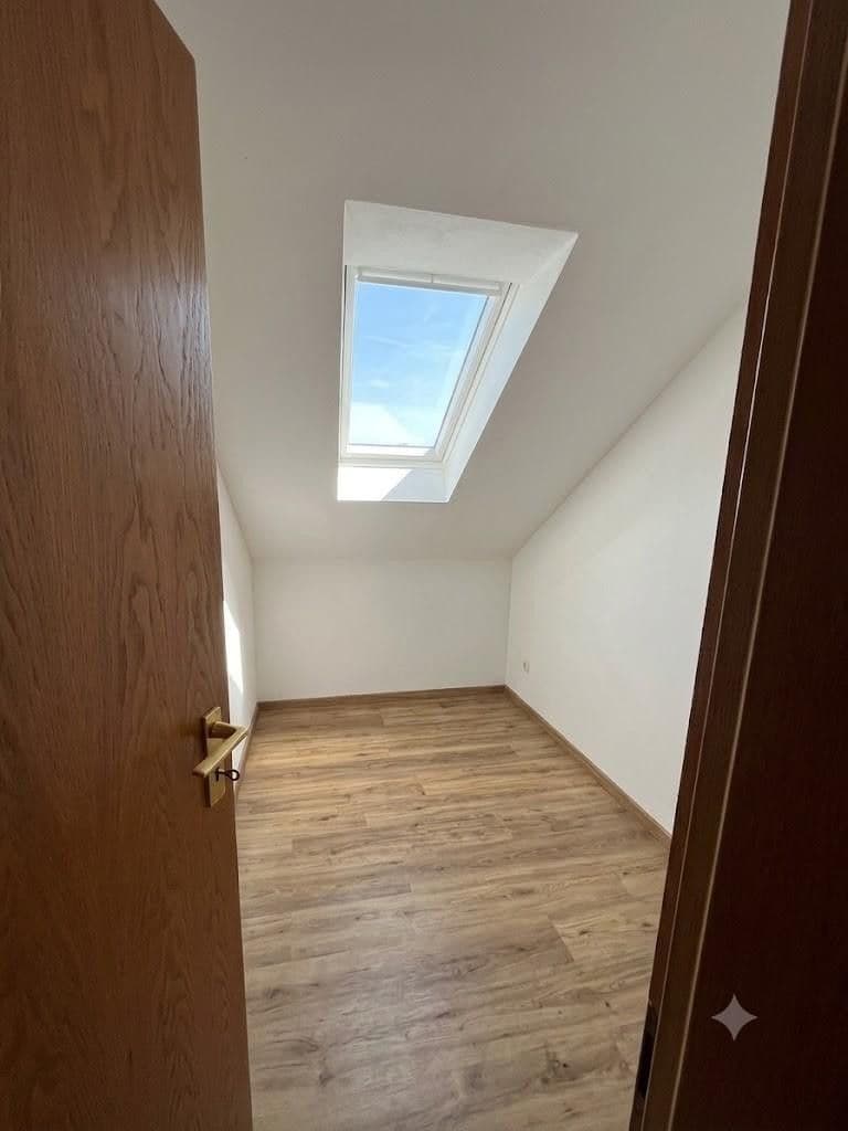 1 bedroom with open-plan kitchen flat to rent, 64 m², Midgardweg 4, Bochum, North Rhine-Westphalia 1 bedroom with open-plan kitchen flat to rent, 64 m², Midgardweg 4, Bochum, North Rhine-Westphalia