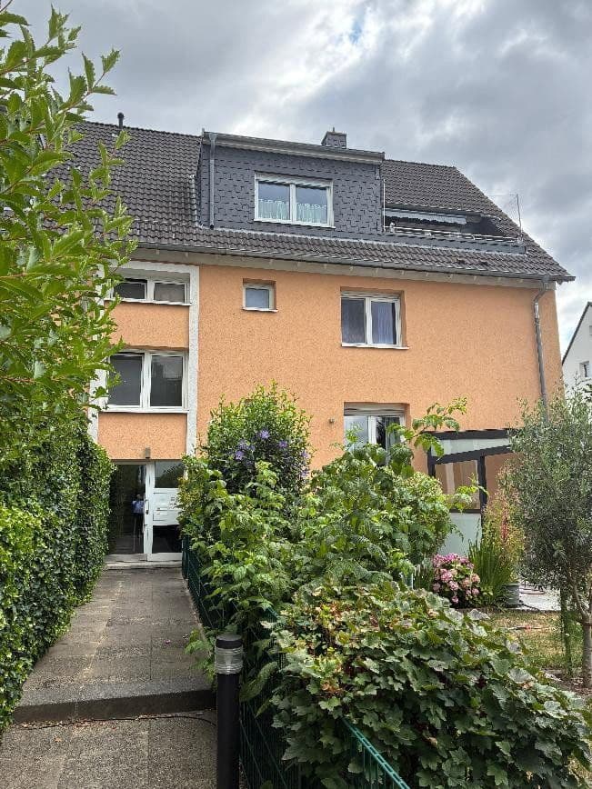 3 bedroom with open-plan kitchen flat to rent, 99 m², Richard Dehmel Straße 11, Hattingen, North Rhine-Westphalia 3 bedroom with open-plan kitchen flat to rent, 99 m², Richard Dehmel Straße 11, Hattingen, North Rhine-Westphalia