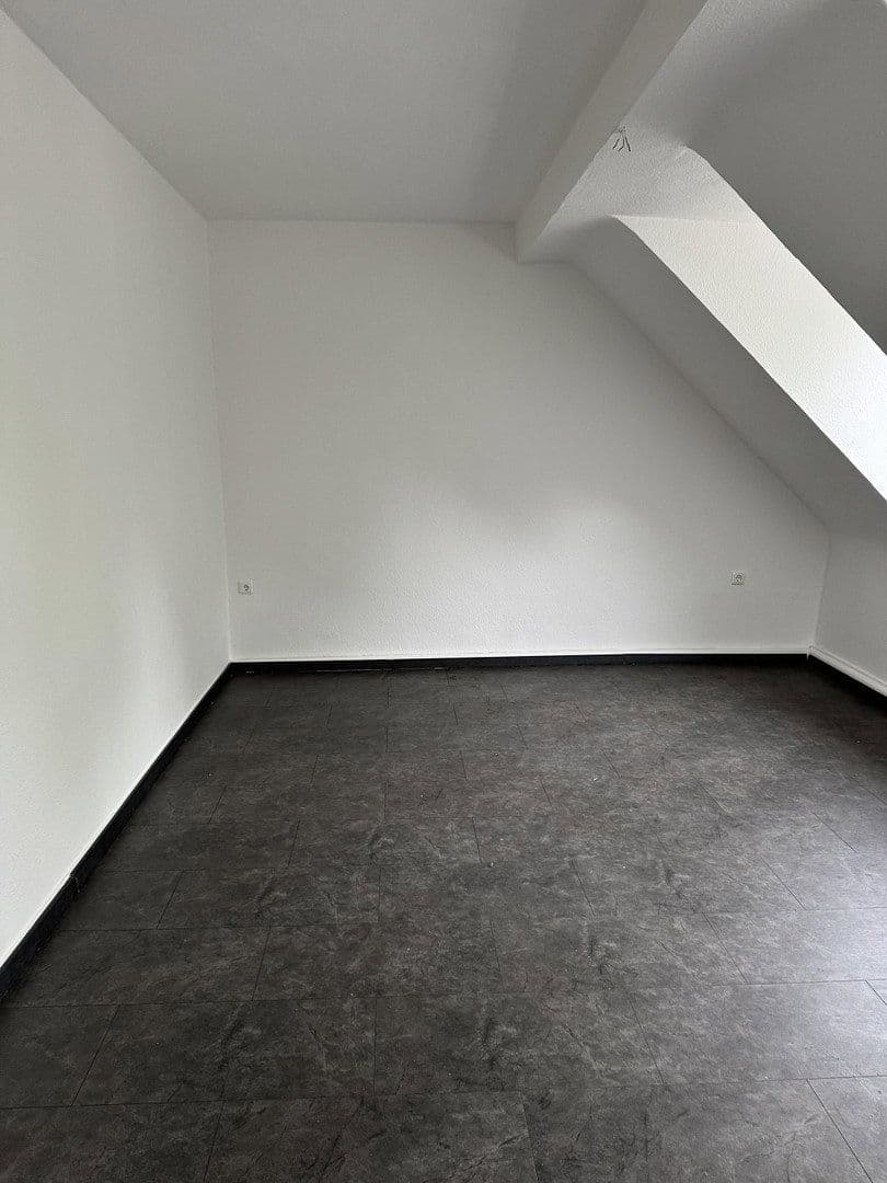 1 bedroom with open-plan kitchen flat to rent, 68 m², Gladbeck, North Rhine-Westphalia 1 bedroom with open-plan kitchen flat to rent, 68 m², Gladbeck, North Rhine-Westphalia
