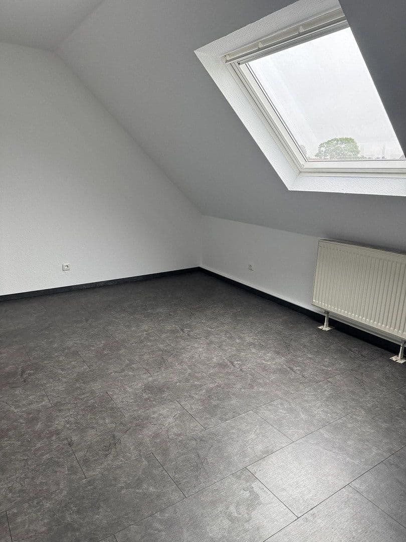 1 bedroom with open-plan kitchen flat to rent, 68 m², Gladbeck, North Rhine-Westphalia 1 bedroom with open-plan kitchen flat to rent, 68 m², Gladbeck, North Rhine-Westphalia
