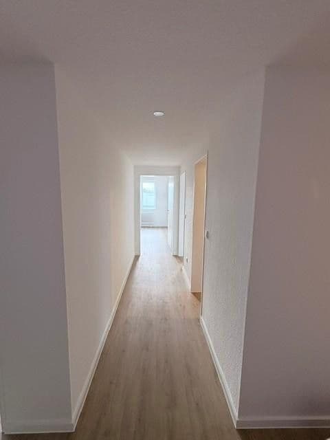 3 bedroom flat to rent, 90 m², Barsinghausen, Lower Saxony 3 bedroom flat to rent, 90 m², Barsinghausen, Lower Saxony