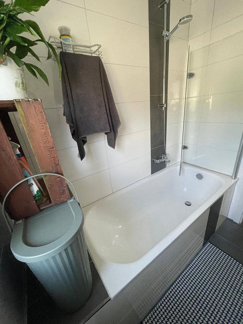 2 bedroom flat to rent, 60 m², Wesseling, North Rhine-Westphalia 2 bedroom flat to rent, 60 m², Wesseling, North Rhine-Westphalia