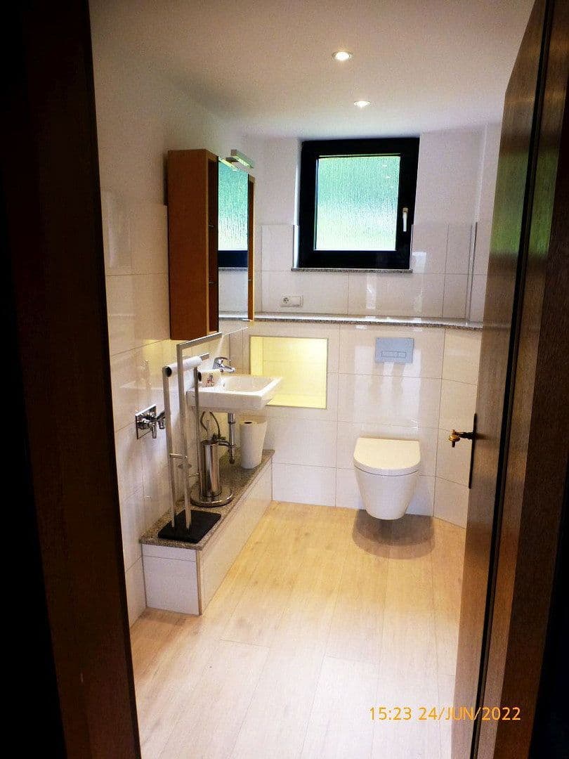 1 bedroom with open-plan kitchen flat to rent, 90 m², Niedernhausen, Hesse 1 bedroom with open-plan kitchen flat to rent, 90 m², Niedernhausen, Hesse