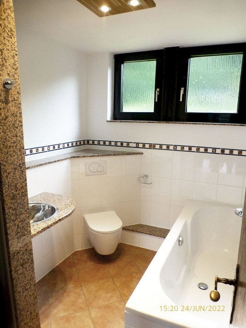 1 bedroom with open-plan kitchen flat to rent, 90 m², Niedernhausen, Hesse 1 bedroom with open-plan kitchen flat to rent, 90 m², Niedernhausen, Hesse
