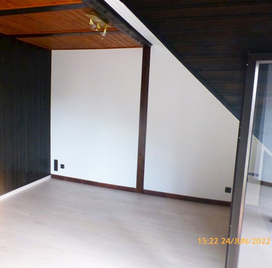 1 bedroom with open-plan kitchen flat to rent, 90 m², Niedernhausen, Hesse 1 bedroom with open-plan kitchen flat to rent, 90 m², Niedernhausen, Hesse
