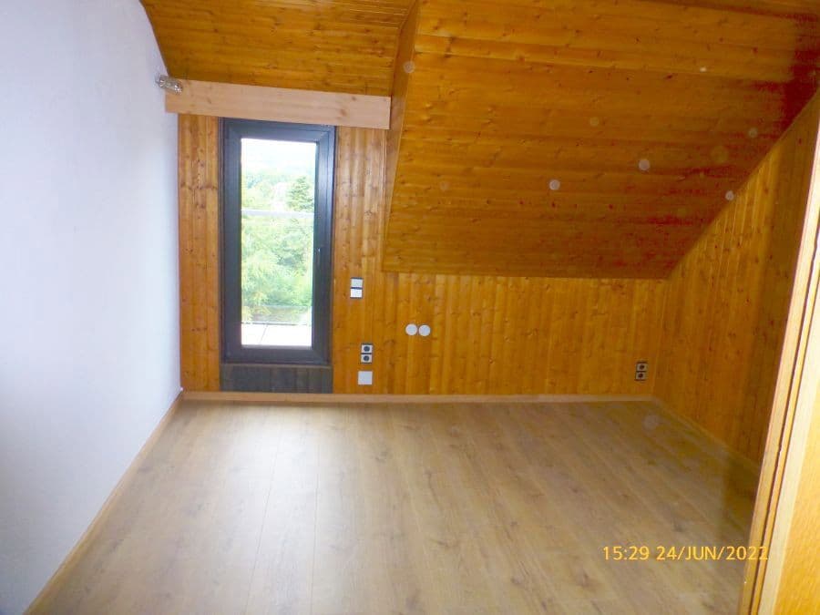 1 bedroom with open-plan kitchen flat to rent, 90 m², Niedernhausen, Hesse 1 bedroom with open-plan kitchen flat to rent, 90 m², Niedernhausen, Hesse