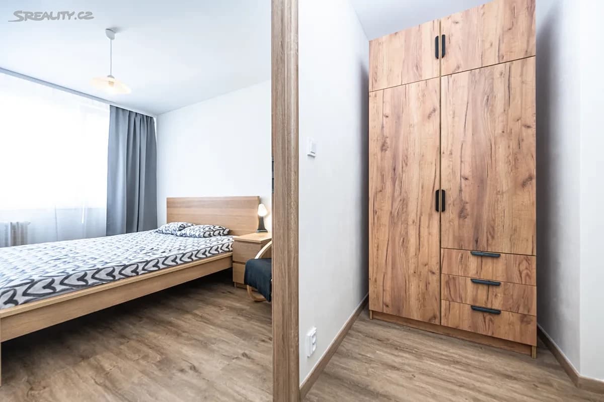 1 bedroom with open-plan kitchen flat to rent, 41 m², Ciolkovského, Prague, Prague 1 bedroom with open-plan kitchen flat to rent, 41 m², Ciolkovského, Prague, Prague