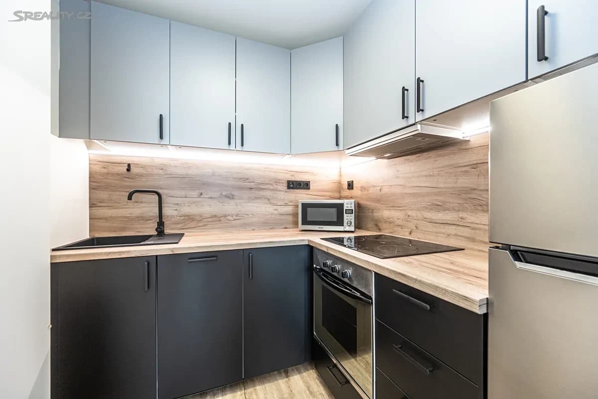 1 bedroom with open-plan kitchen flat to rent, 41 m², Ciolkovského, Prague, Prague 1 bedroom with open-plan kitchen flat to rent, 41 m², Ciolkovského, Prague, Prague