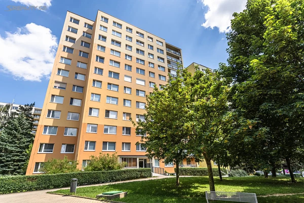 1 bedroom with open-plan kitchen flat to rent, 41 m², Ciolkovského, Prague, Prague 1 bedroom with open-plan kitchen flat to rent, 41 m², Ciolkovského, Prague, Prague
