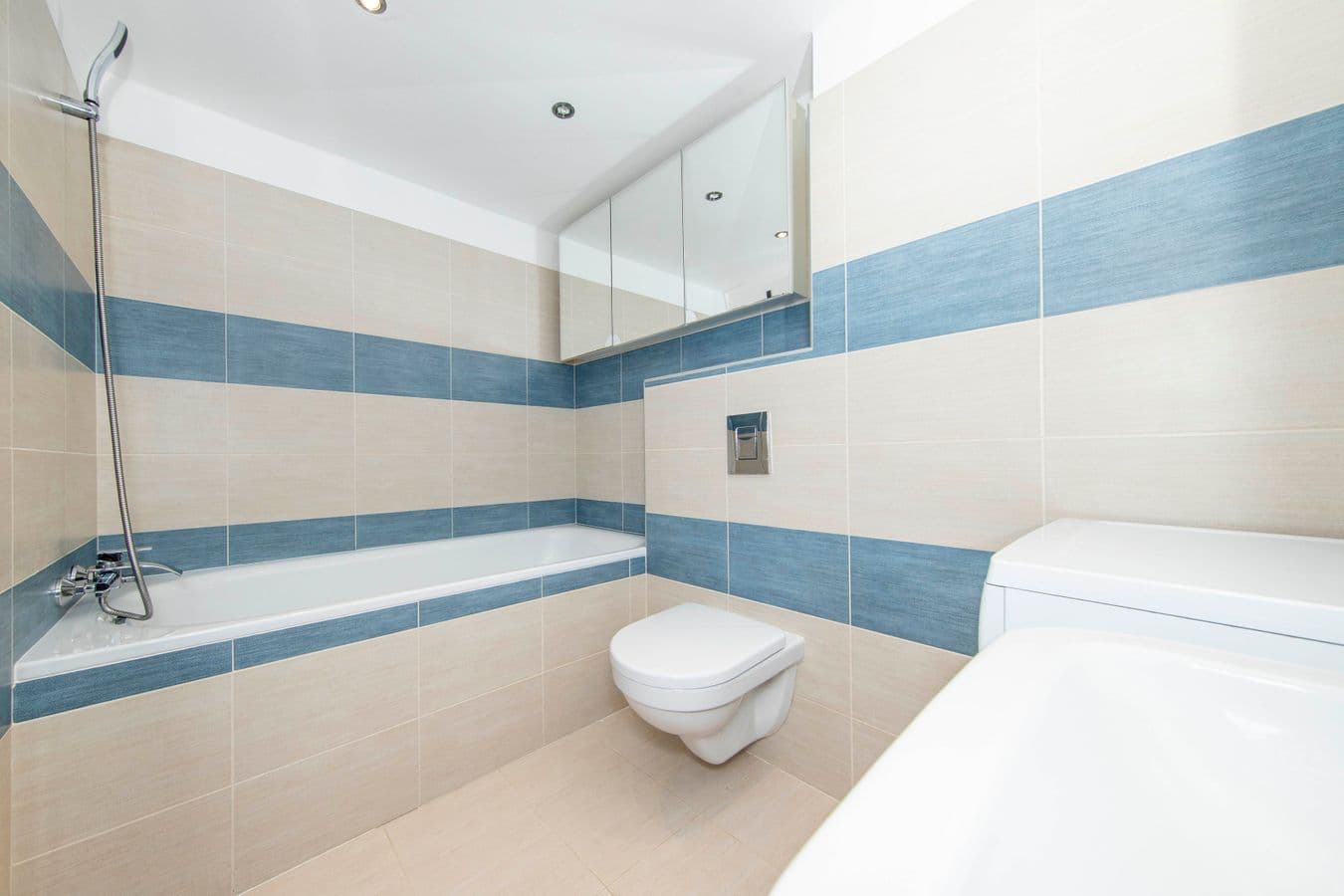 Studio flat to rent, 35 m², U Sladovny, Prague, Prague Studio flat to rent, 35 m², U Sladovny, Prague, Prague