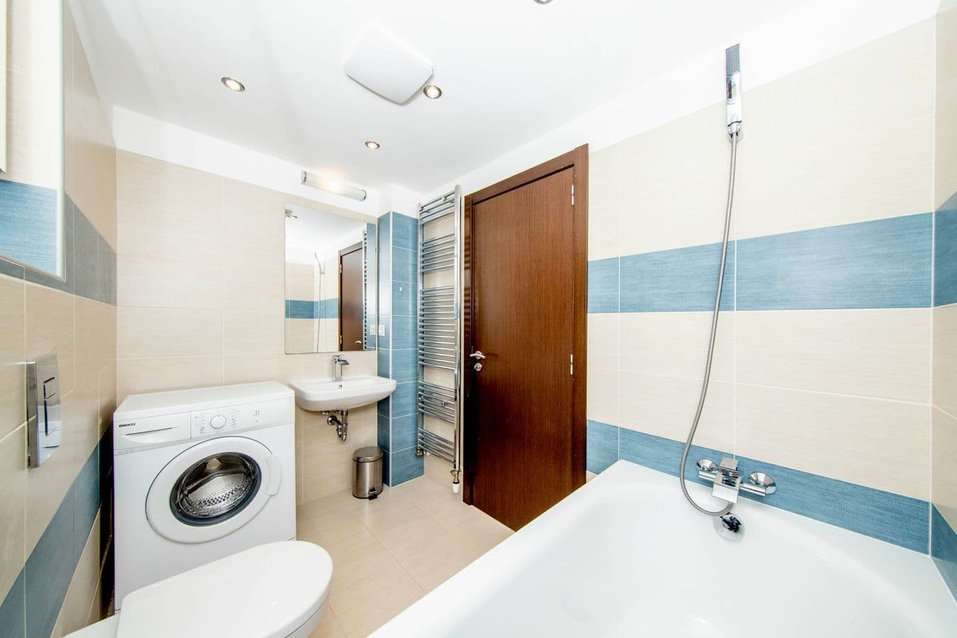 Studio flat to rent, 35 m², U Sladovny, Prague, Prague Studio flat to rent, 35 m², U Sladovny, Prague, Prague
