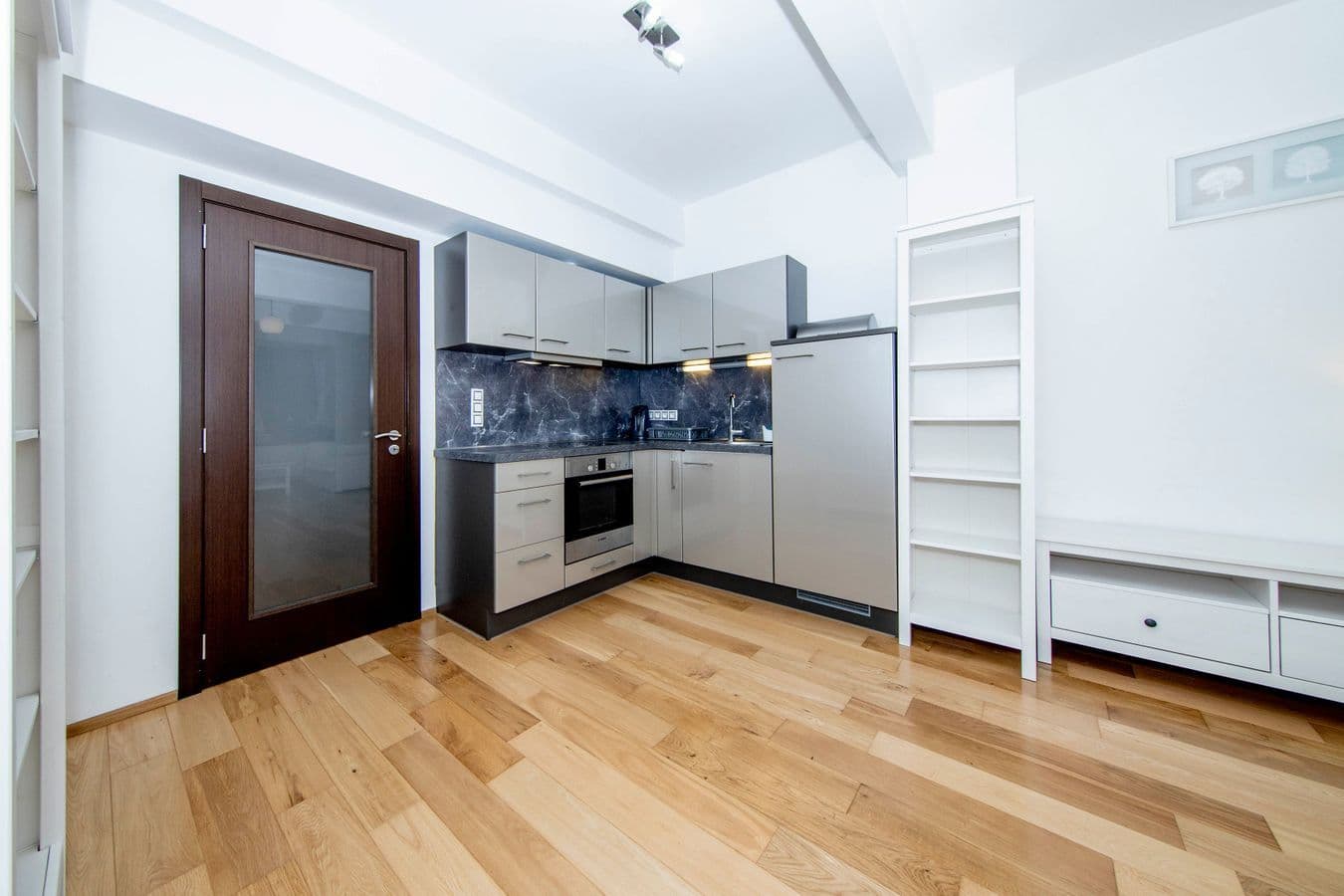Studio flat to rent, 35 m², U Sladovny, Prague, Prague Studio flat to rent, 35 m², U Sladovny, Prague, Prague