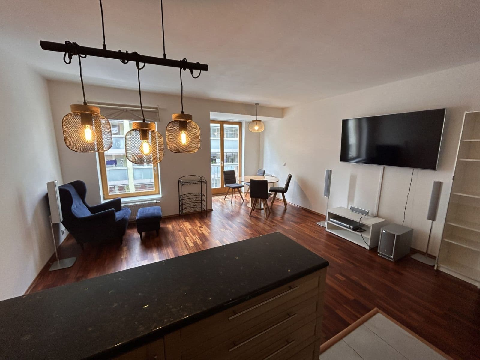 1 bedroom with open-plan kitchen flat to rent, 62 m², Jeseniova, Prague, Prague 1 bedroom with open-plan kitchen flat to rent, 62 m², Jeseniova, Prague, Prague