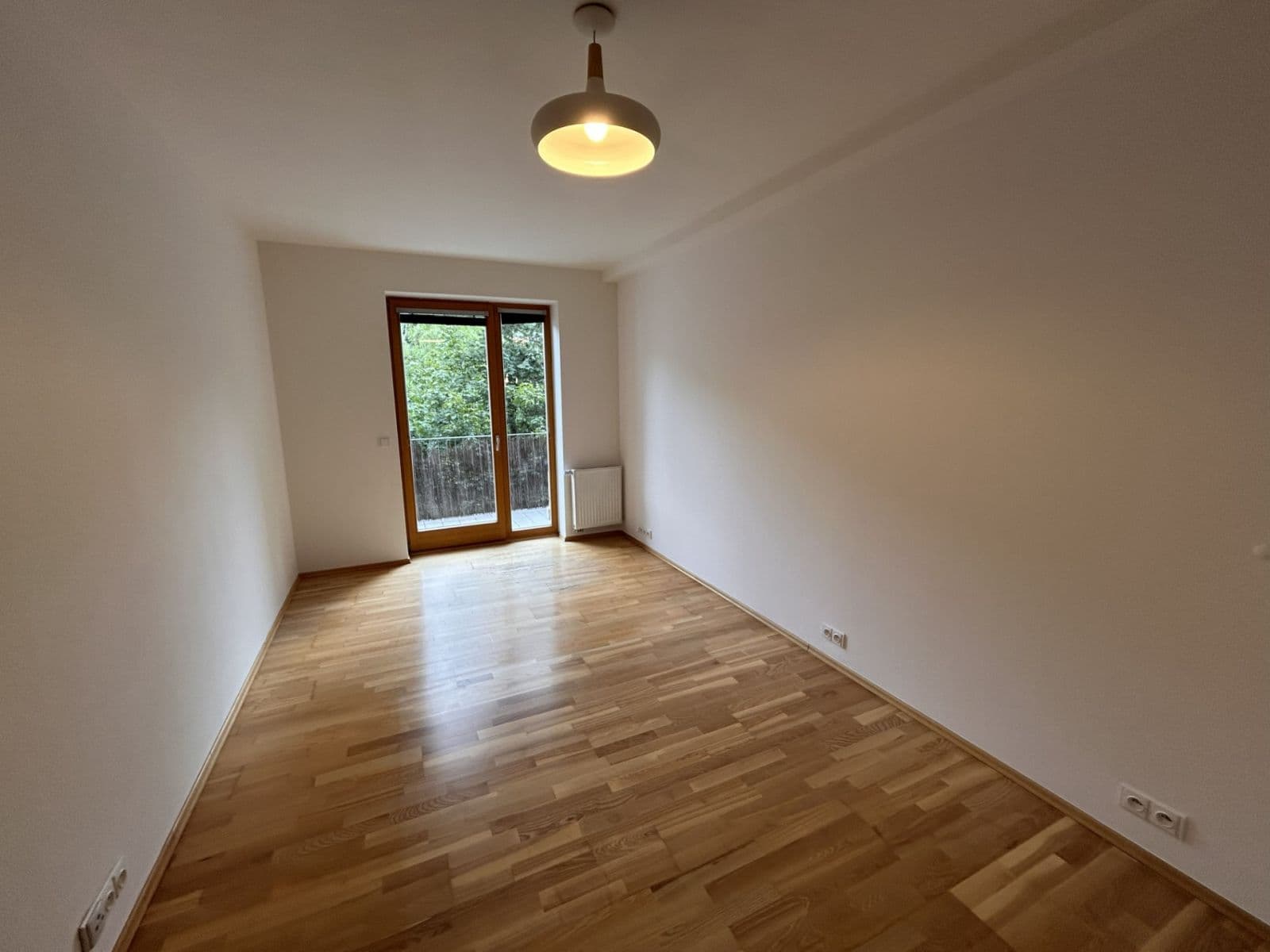 1 bedroom with open-plan kitchen flat to rent, 62 m², Jeseniova, Prague, Prague 1 bedroom with open-plan kitchen flat to rent, 62 m², Jeseniova, Prague, Prague