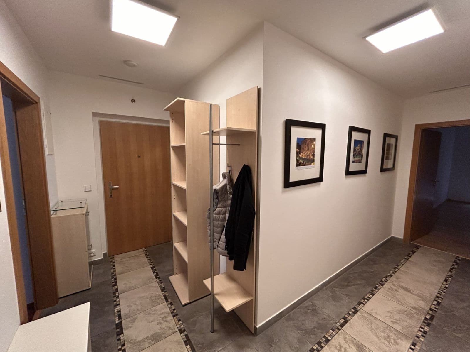 1 bedroom with open-plan kitchen flat to rent, 62 m², Jeseniova, Prague, Prague 1 bedroom with open-plan kitchen flat to rent, 62 m², Jeseniova, Prague, Prague