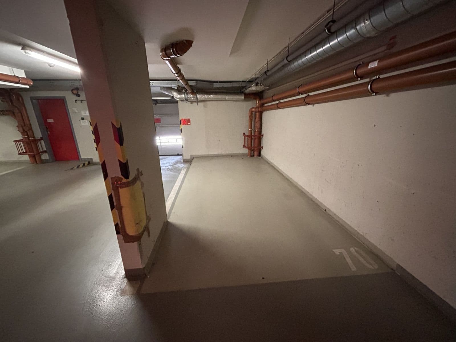 1 bedroom with open-plan kitchen flat to rent, 62 m², Jeseniova, Prague, Prague 1 bedroom with open-plan kitchen flat to rent, 62 m², Jeseniova, Prague, Prague