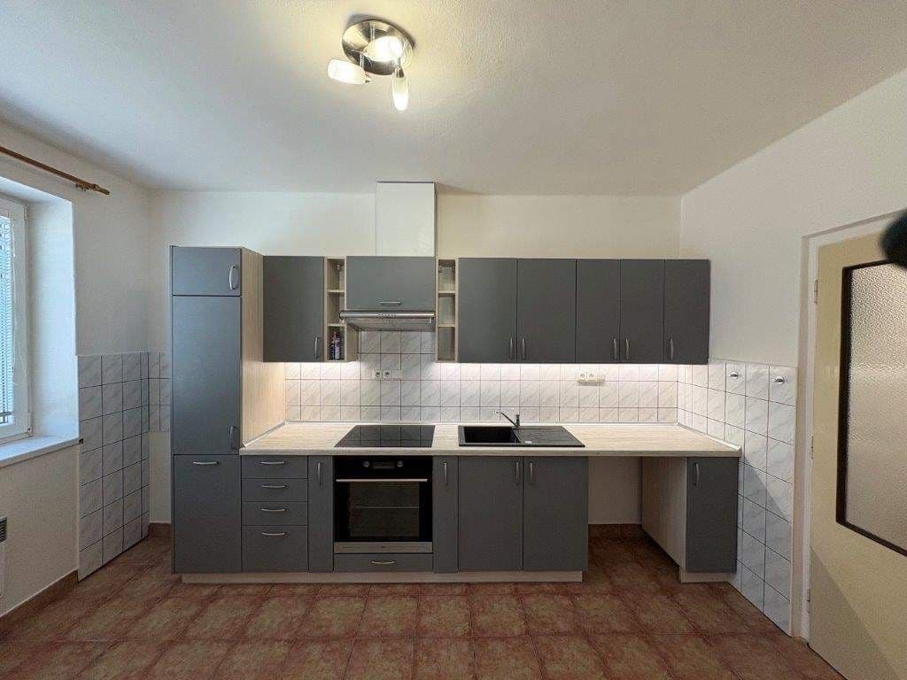3 bedroom flat to rent, 103 m², Čs. armády, Žamberk, Pardubický Region 3 bedroom flat to rent, 103 m², Čs. armády, Žamberk, Pardubický Region