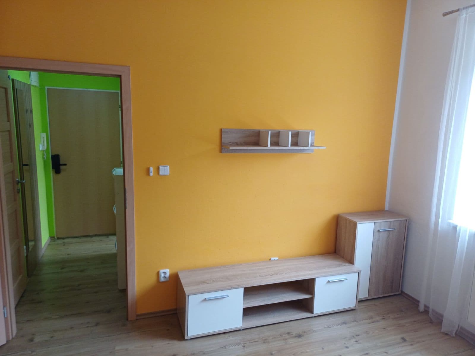 1 bedroom with open-plan kitchen flat to rent, 35 m², Venhudova, Brno, Jihomoravský Region 1 bedroom with open-plan kitchen flat to rent, 35 m², Venhudova, Brno, Jihomoravský Region