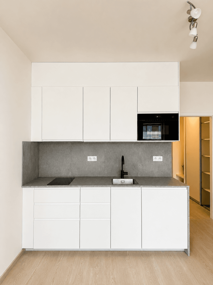Studio flat to rent, 34 m², Gerstelova, Prague, Prague Studio flat to rent, 34 m², Gerstelova, Prague, Prague