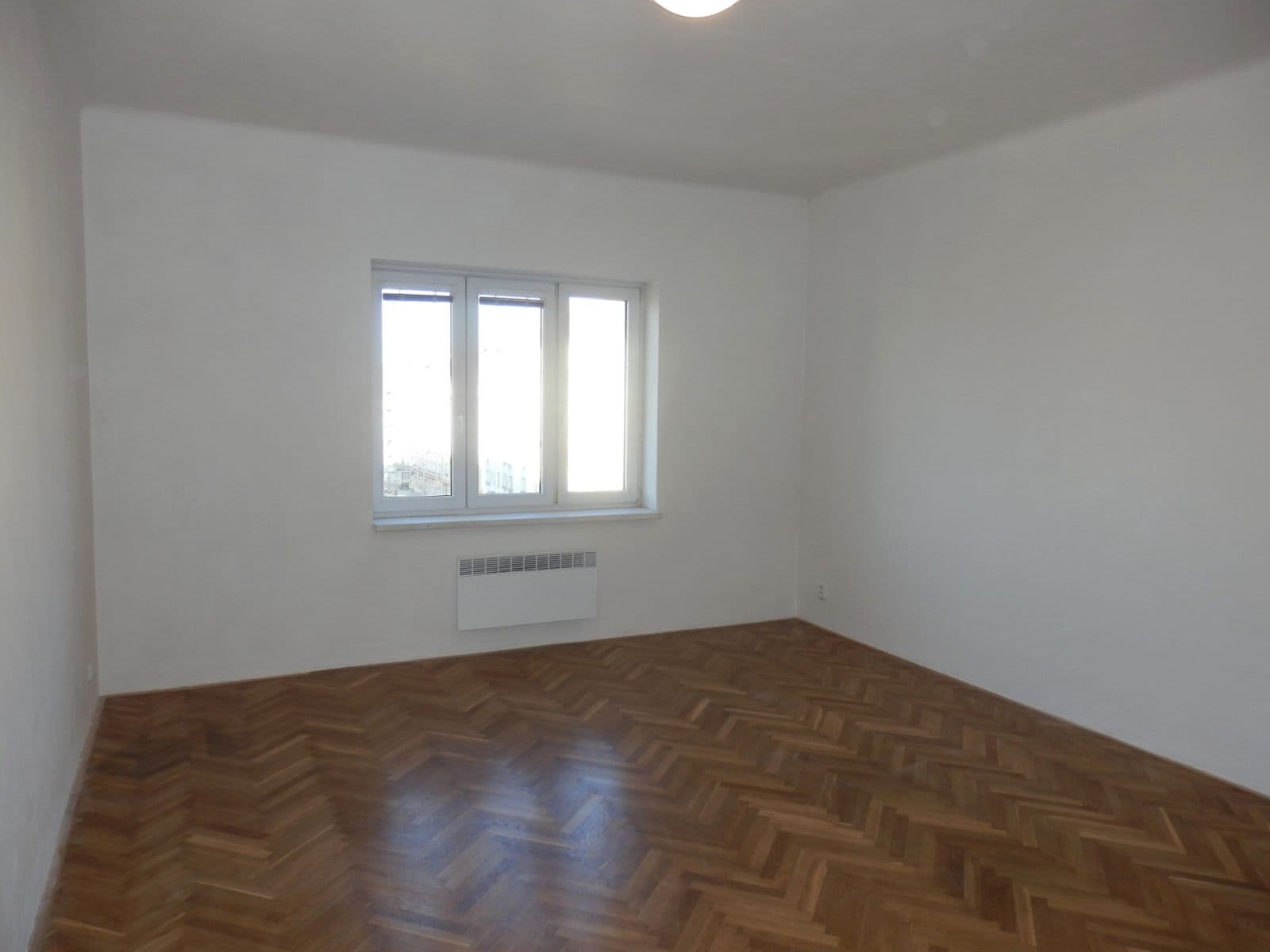 Studio flat to rent, 33 m², Jana Želivského, Prague, Prague Studio flat to rent, 33 m², Jana Želivského, Prague, Prague