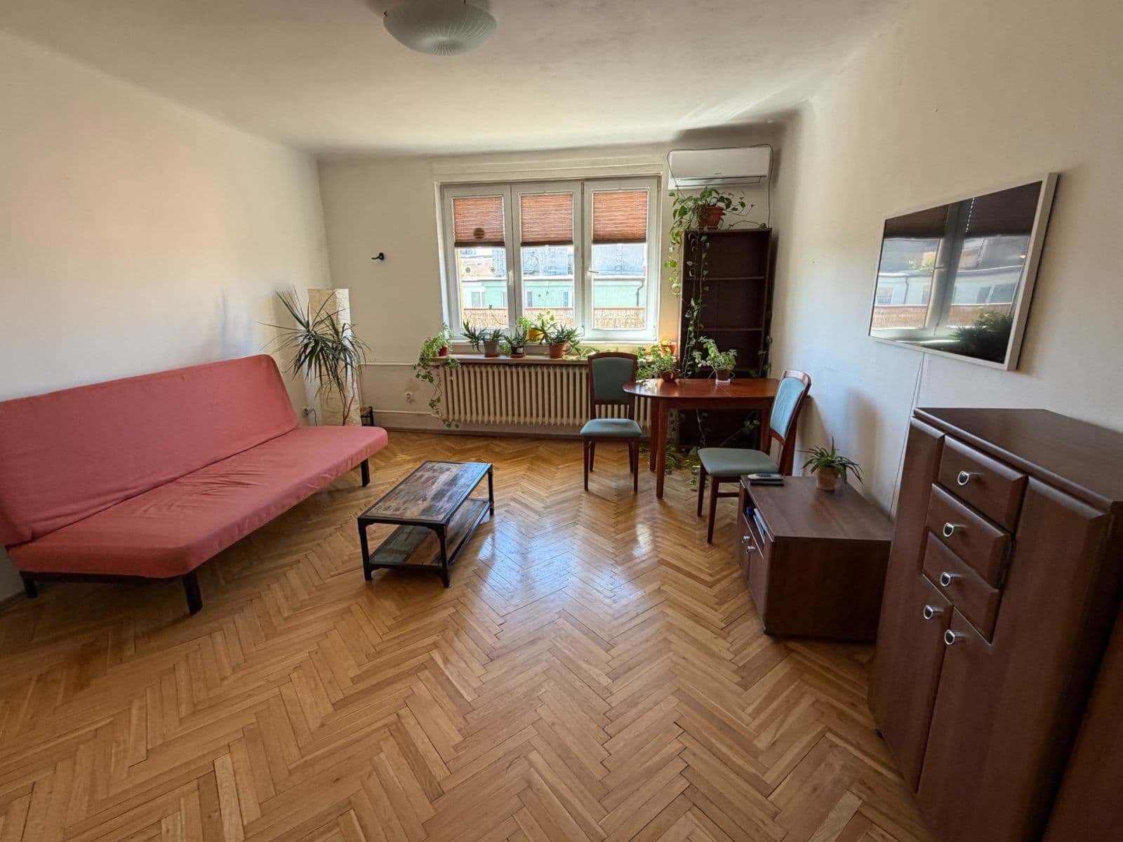 2 bedroom flat to rent, 48 m², Hartigova, Prague, Prague 2 bedroom flat to rent, 48 m², Hartigova, Prague, Prague