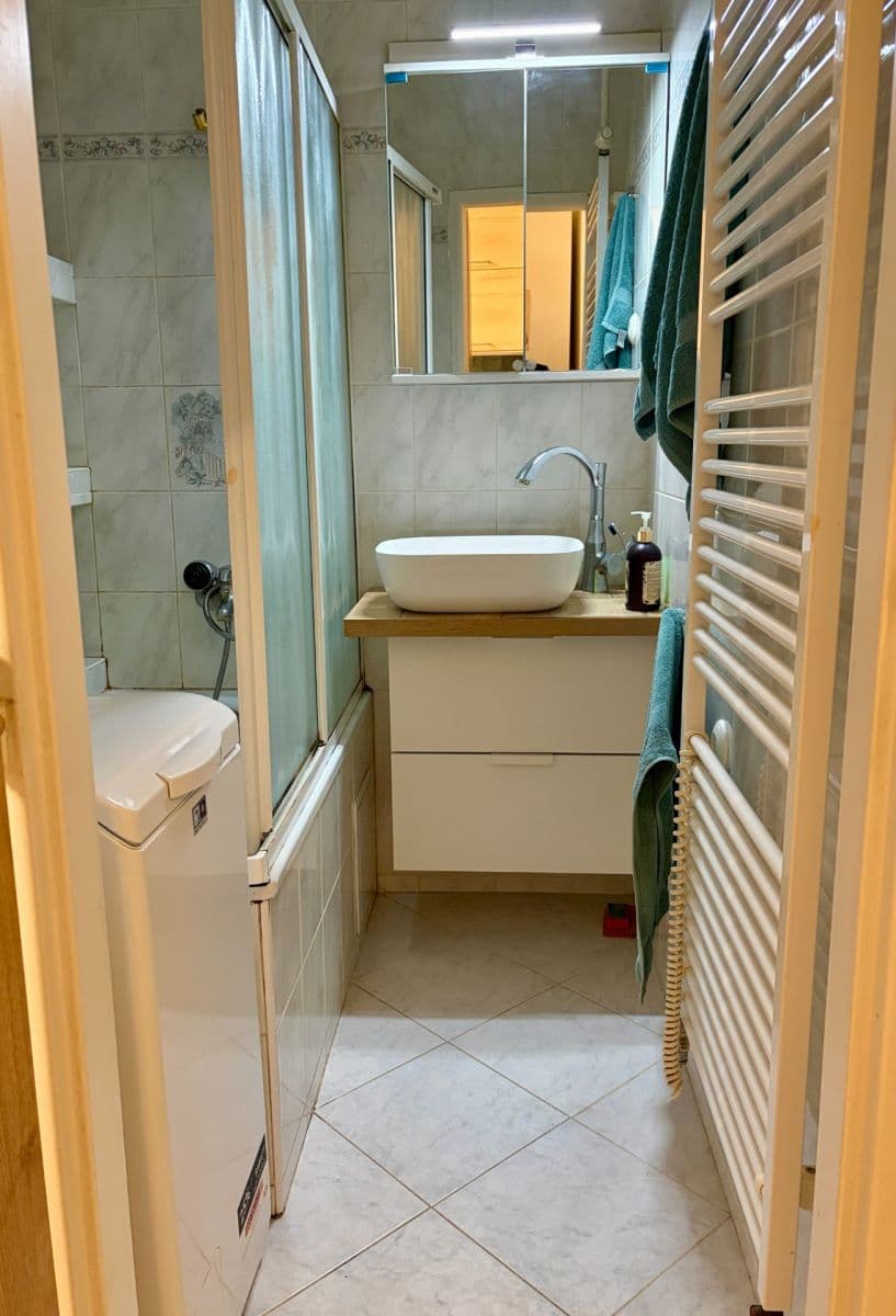 2 bedroom flat to rent, 48 m², Hartigova, Prague, Prague 2 bedroom flat to rent, 48 m², Hartigova, Prague, Prague