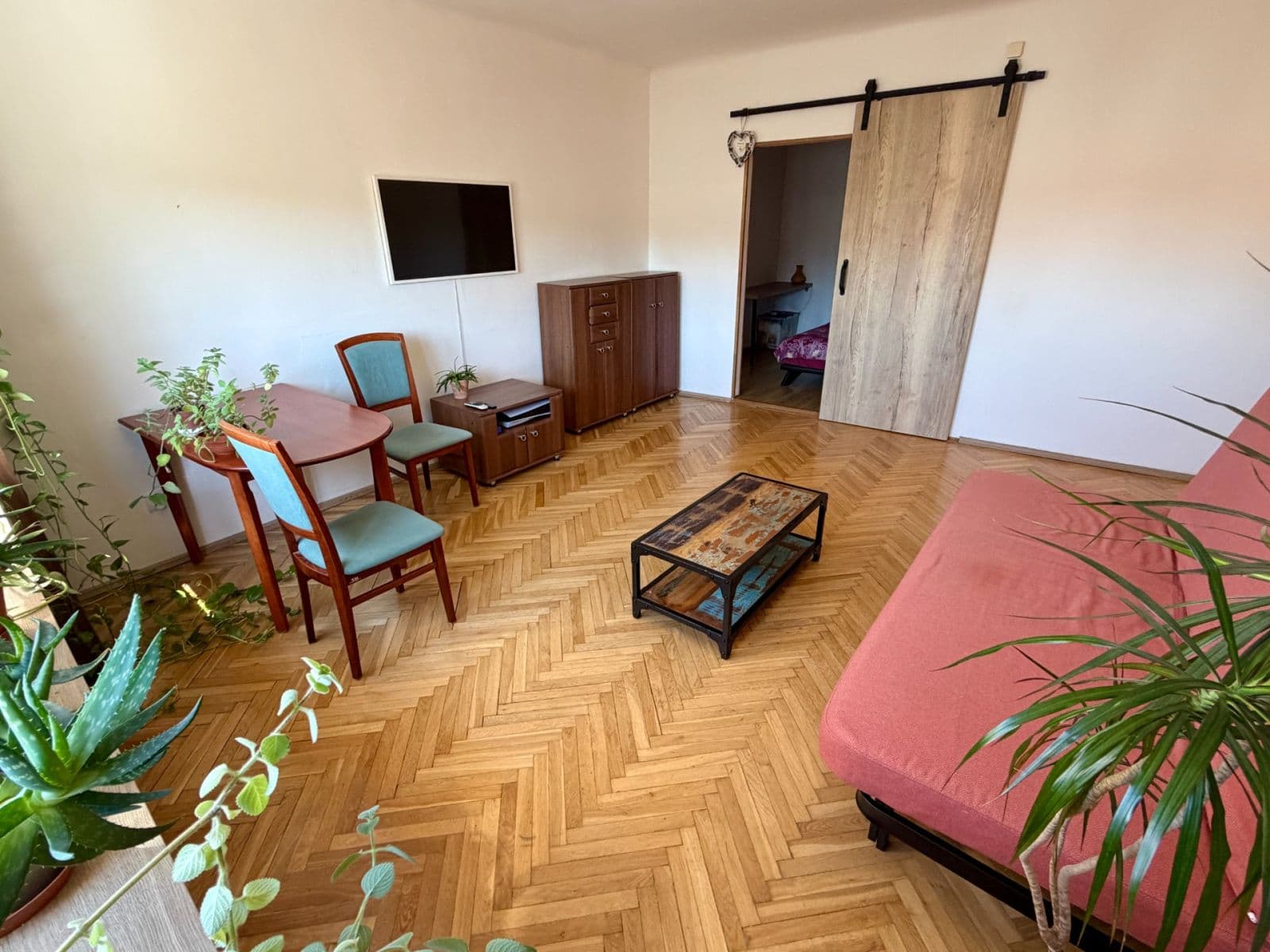 2 bedroom flat to rent, 48 m², Hartigova, Prague, Prague 2 bedroom flat to rent, 48 m², Hartigova, Prague, Prague
