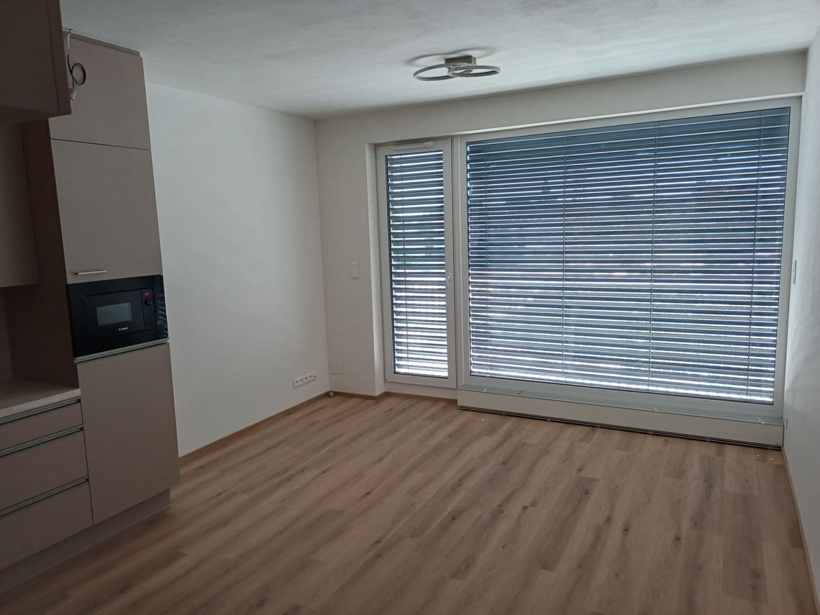 1 bedroom with open-plan kitchen flat to rent, 55 m², Rybářská, Brno, Jihomoravský Region 1 bedroom with open-plan kitchen flat to rent, 55 m², Rybářská, Brno, Jihomoravský Region