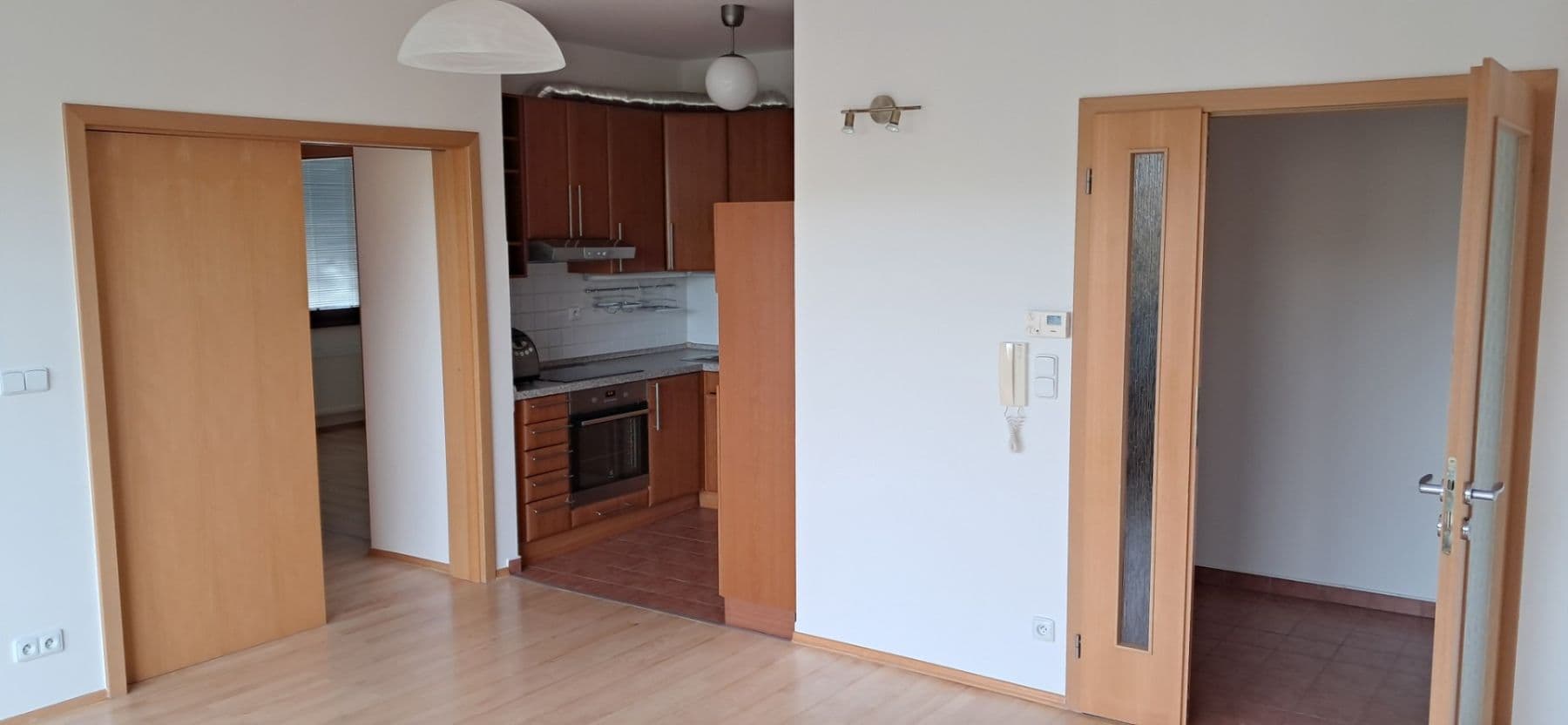 2 bedroom with open-plan kitchen flat to rent, 60 m², Čistovická, Prague, Prague 2 bedroom with open-plan kitchen flat to rent, 60 m², Čistovická, Prague, Prague