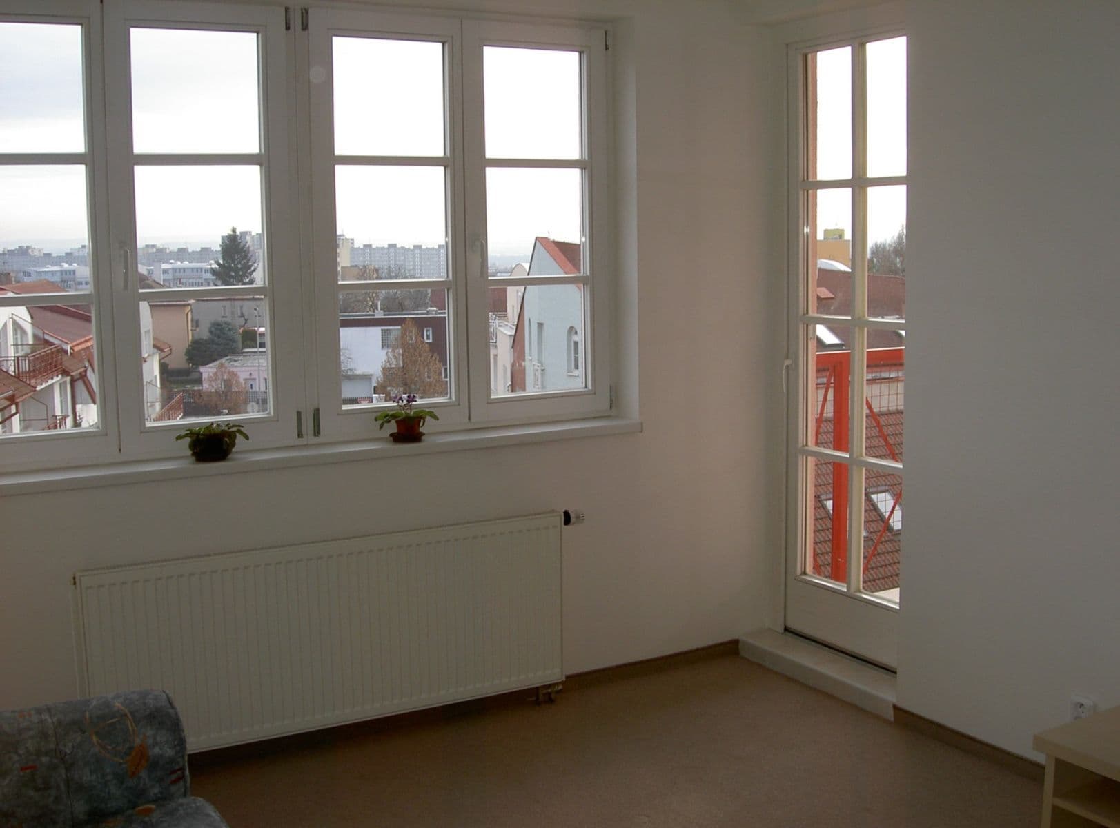 1 bedroom with open-plan kitchen flat to rent, 43 m², Pelušková, Prague, Prague 1 bedroom with open-plan kitchen flat to rent, 43 m², Pelušková, Prague, Prague